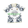 Billige Fotballdrakter Real Madrid Versace Edition Hjemmedraktsett Hvit 2024/25 Kortermet